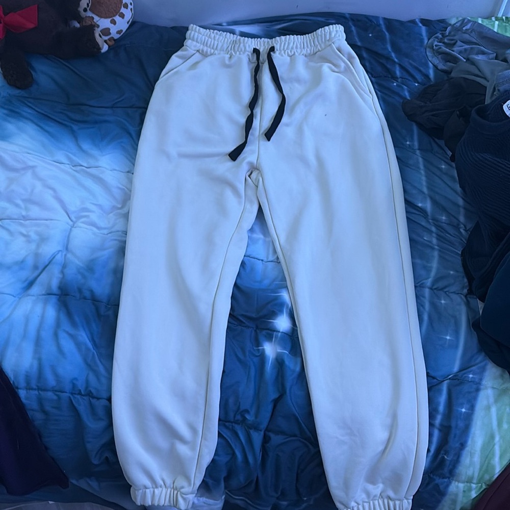 Sweat pants